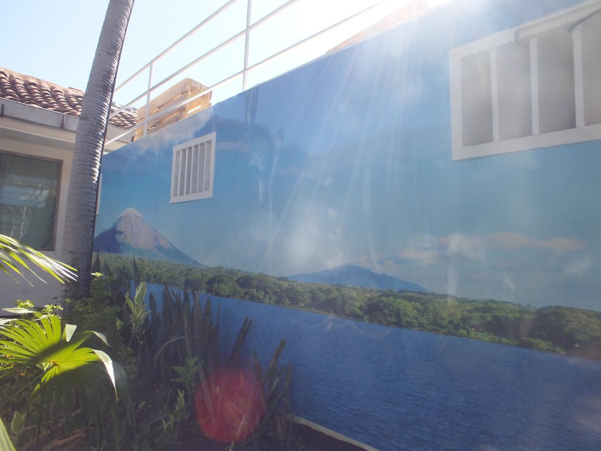 Volcano Hostel León Esterno foto