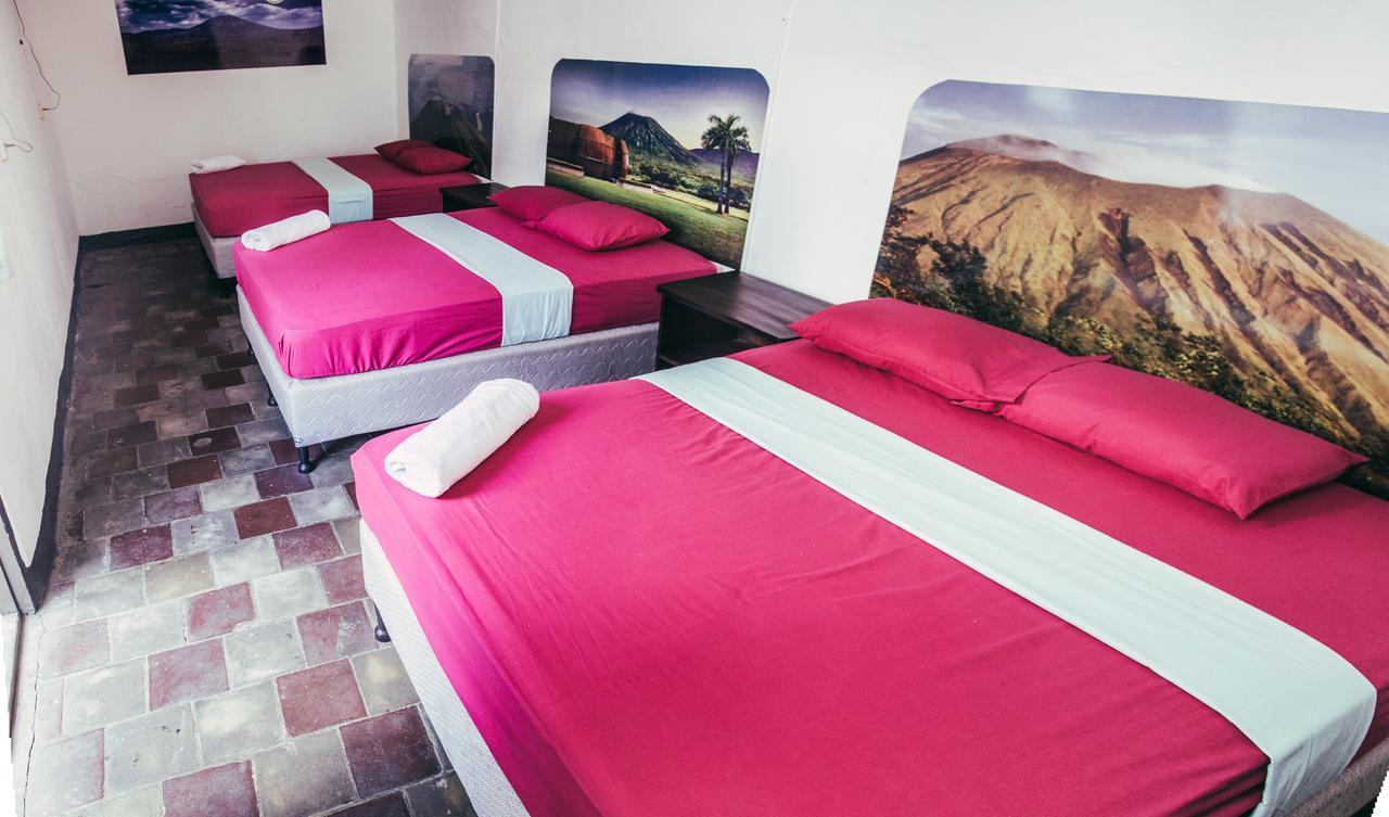 Volcano Hostel León Esterno foto